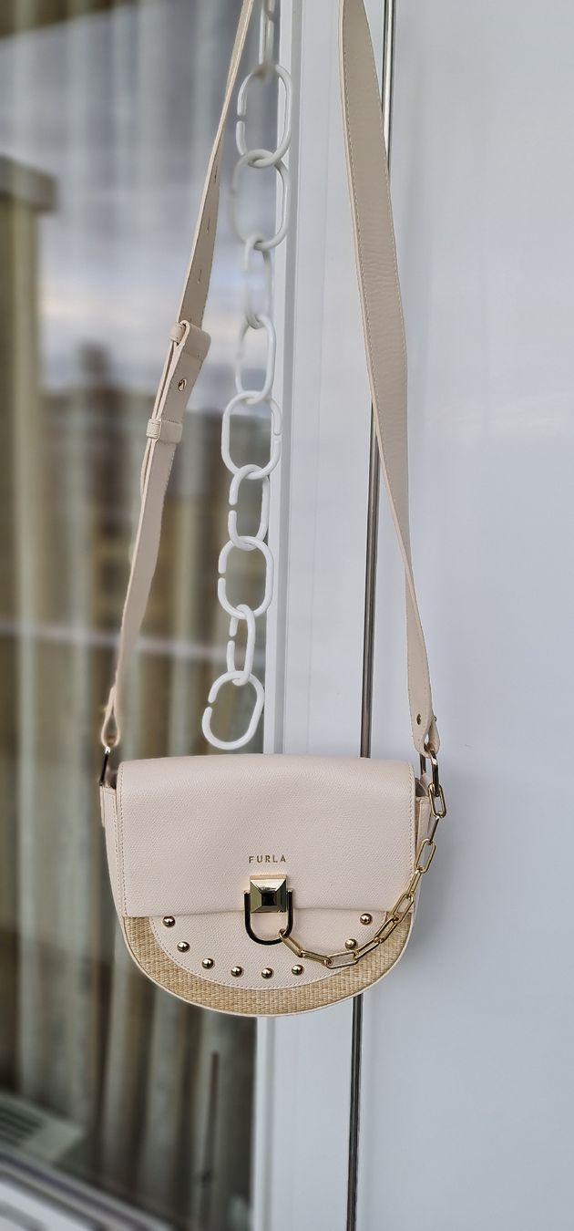 Furla Borse da donna: Umhengtasche von Furla. – Usato da Zürich venduto da Olala_