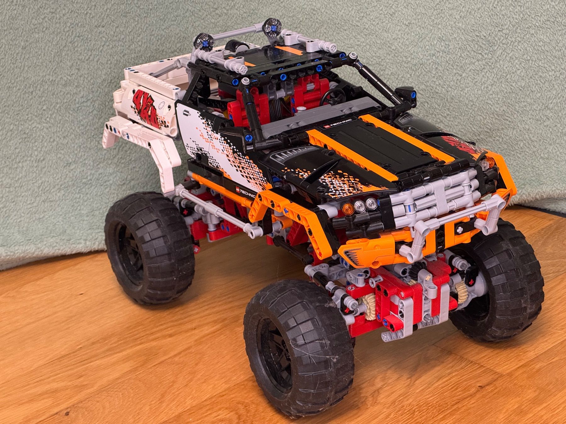 Lego Kit di costruzioni: LEGO Technic 9398 – 4x4 Crawler – Usato da Sevelen venduto da JanosHanol 1