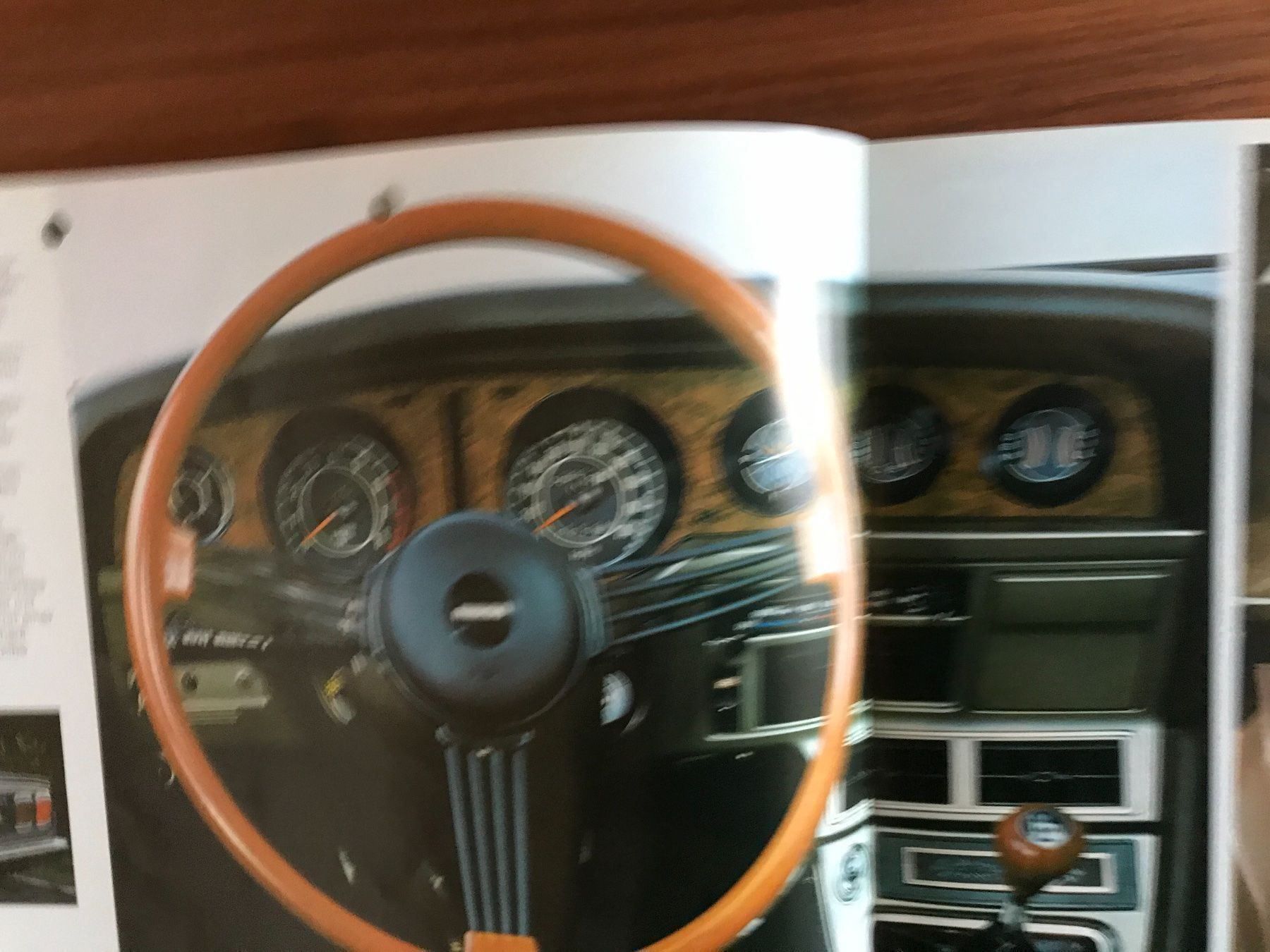 Documents: Mazda 929 Prospekt – D'occasion à Balterswil par Jeko1967 1