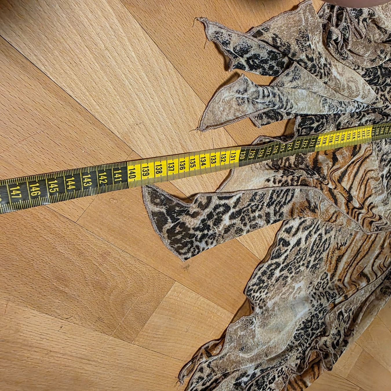 Robes: Sommerliches Kleid mit Tiermuster, Größe 38 – D'occasion à Wald ZH par CapLux 8