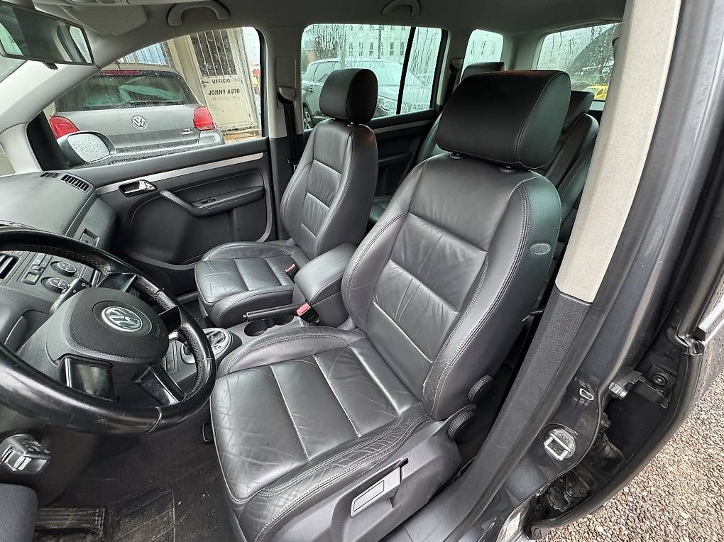 Automobili: VW Touran 2.0 TDI (AUTOMATICA) – Usato da Agno venduto da jonnyautosagl 7