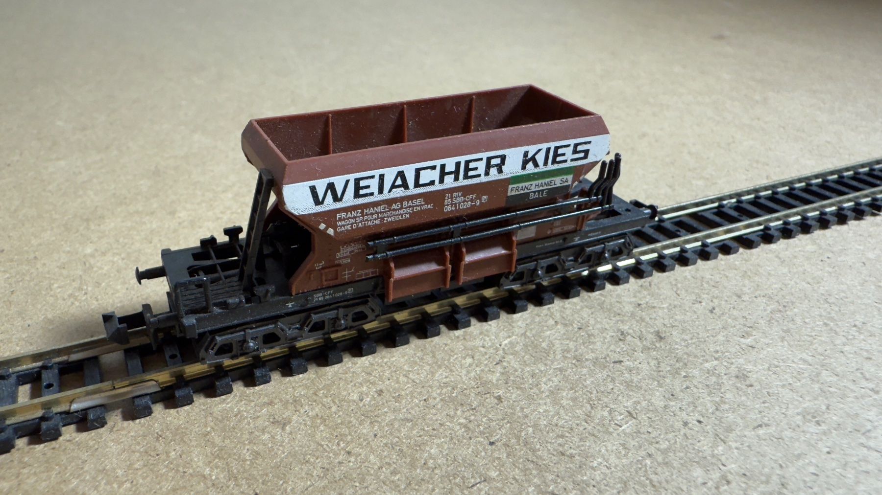 Trix Modellini di ferrovie: Trix Weiacher Kies Spur N mit OVP – Usato da Windlach venduto da Kelebra
