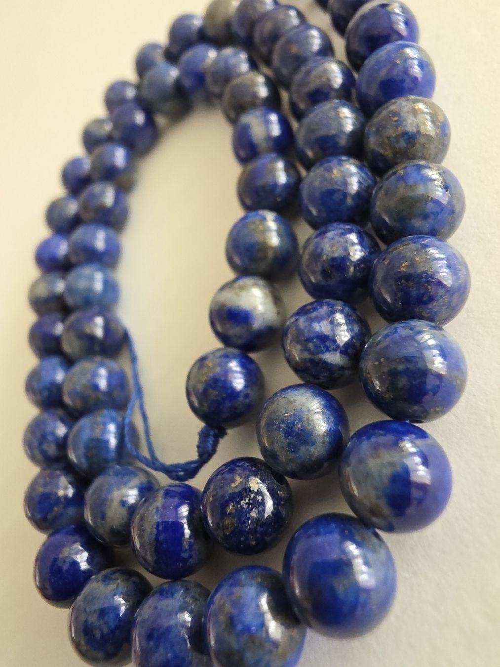 Minerali & Pietre curative: Lapislazuli rund  6mm. Strang – Nuovo e nell'imballaggio originale da Menziken venduto da Mirager 1