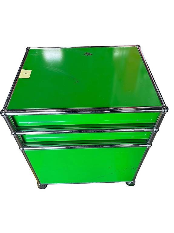 Eléments de bureau: USM Haller Rollkorpus /Rollcontainer  Grün mit 3 Schubladen – D'occasion à Bottmingen par lia_pf9x 1
