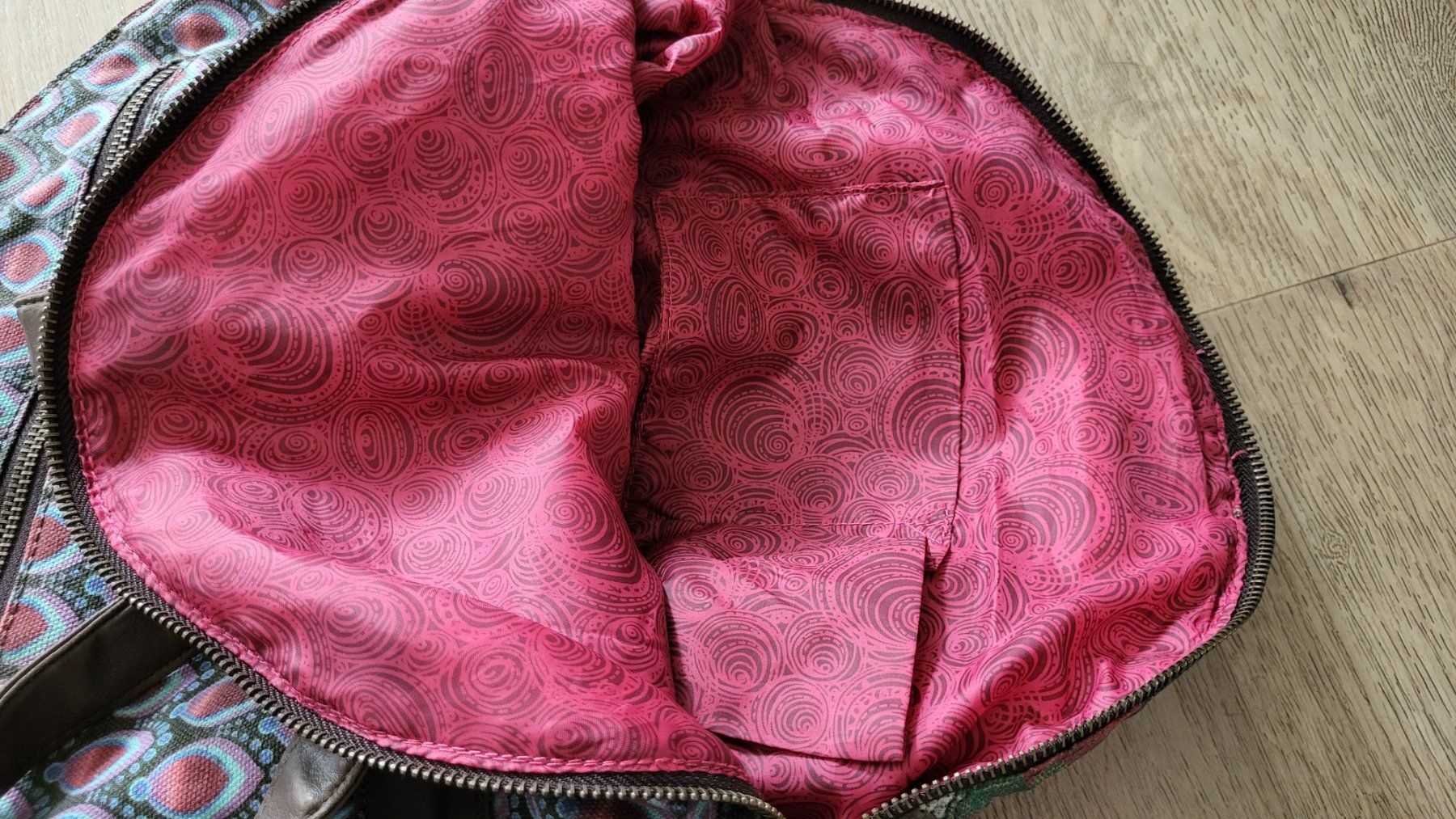 Desigual Taschen für Damen: Sac desigual colibri multicolore et brun – Gebraucht aus Trélex von emm_rz7g 7