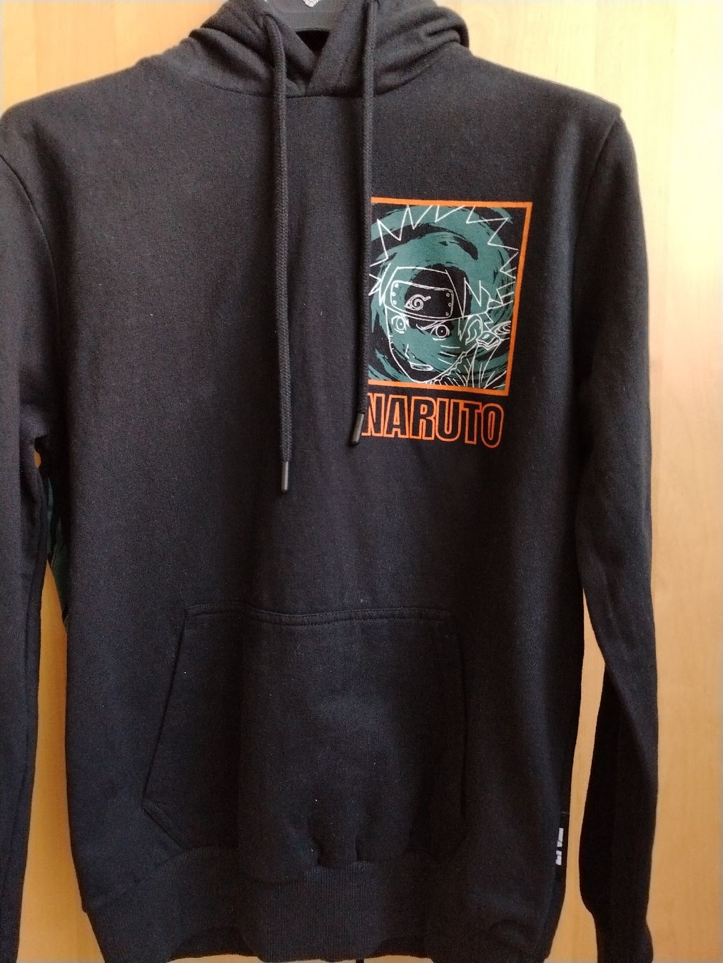 Lotti di vestiti: Naruto Pullover – Nuovo (secondo la descrizione) da Emmenbrücke venduto da zai_s8xm