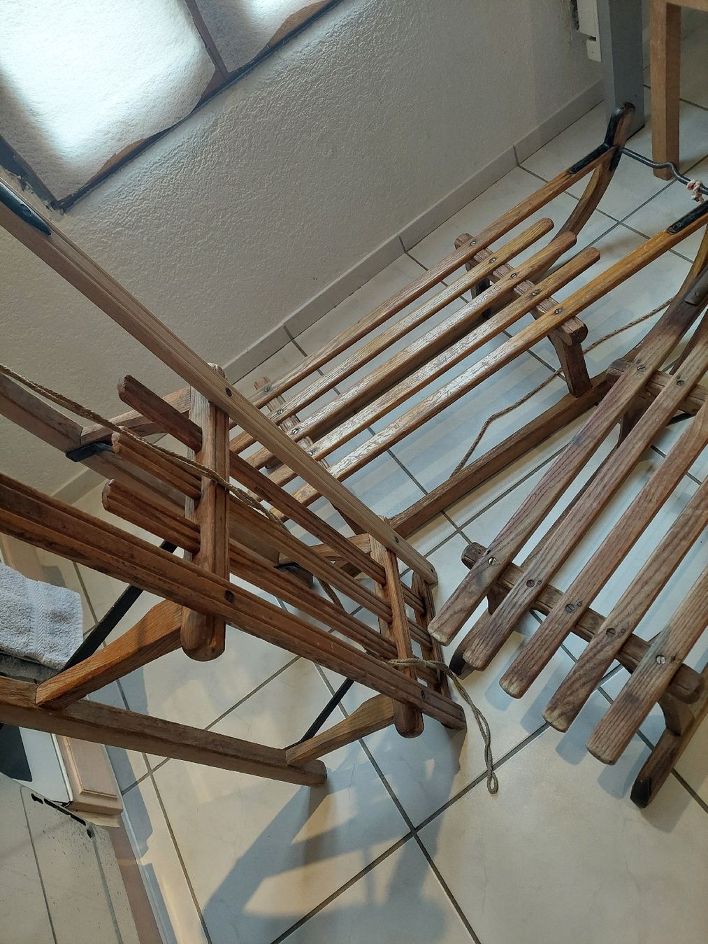 Slitta: 3 Stück Holzschlitten – Usato da Trimbach venduto da dan_9chk 1