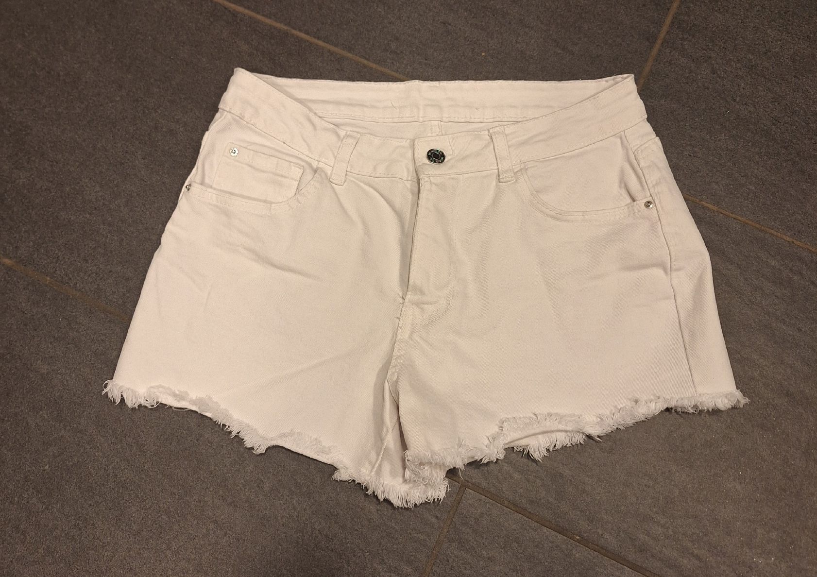Jeans: Short blanc jeans – Nuovo (secondo la descrizione) da Hölstein venduto da Niki78