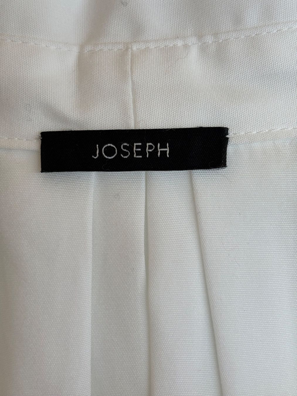 Camicette: Topaktuelle weisse Bluse der Edelmarke JOSEPH – Nuovo (secondo la descrizione) da Zürich venduto da bmw_q6zk 1