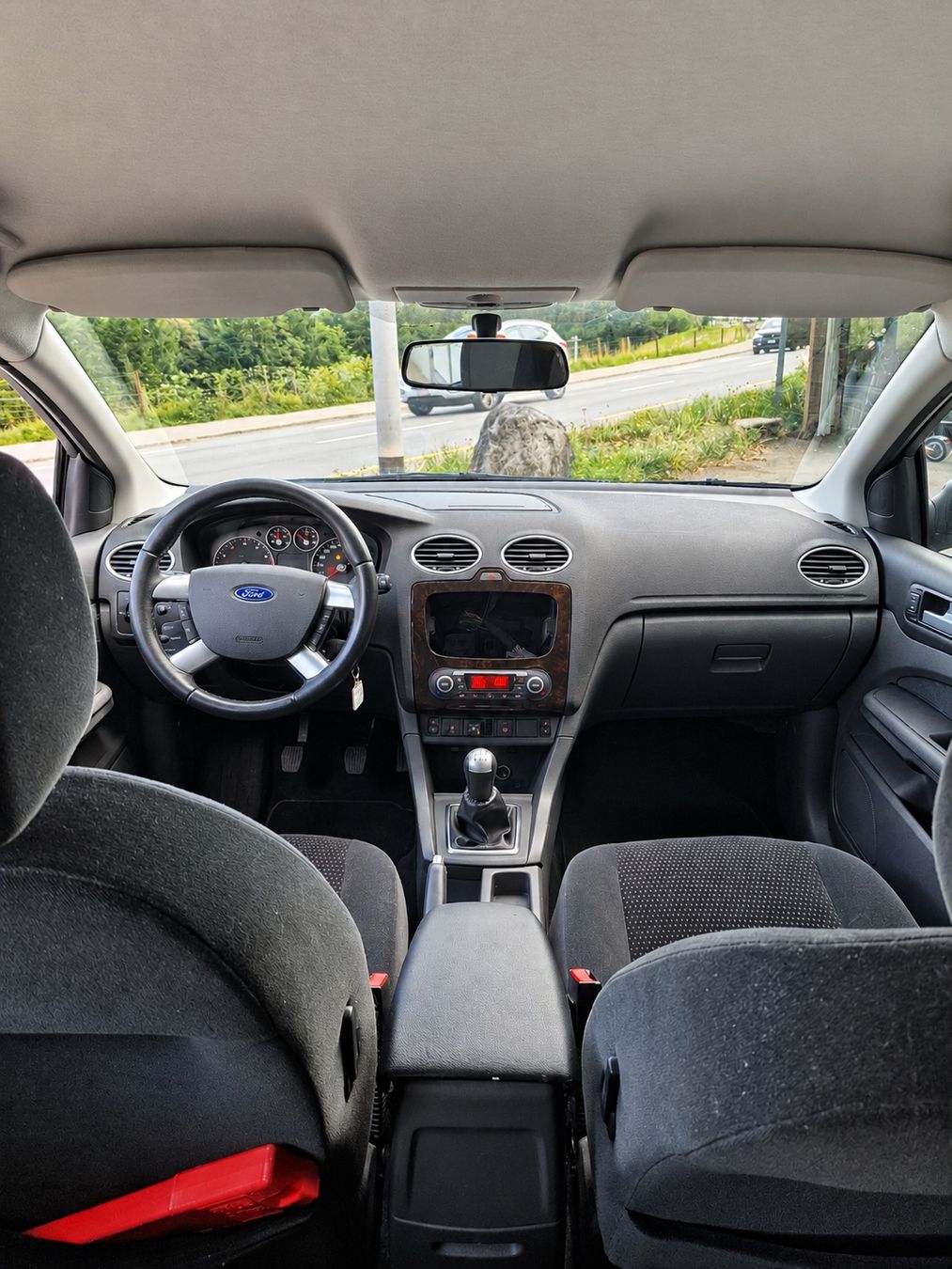 Ford Automobili: Ford Focus 1.8i mit Gas – Usato da St. Gallen venduto da Mladjaa21 6