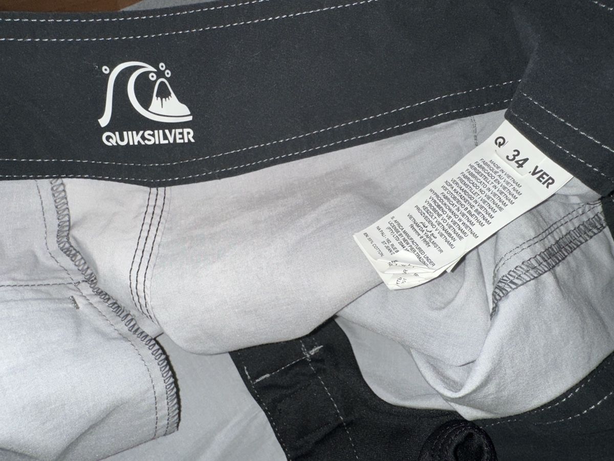 Quiksilver Costumi da bagno: Quiksilver Boardshorts Gr. 34 – Usato da St. Gallen venduto da mai_zpt7 2