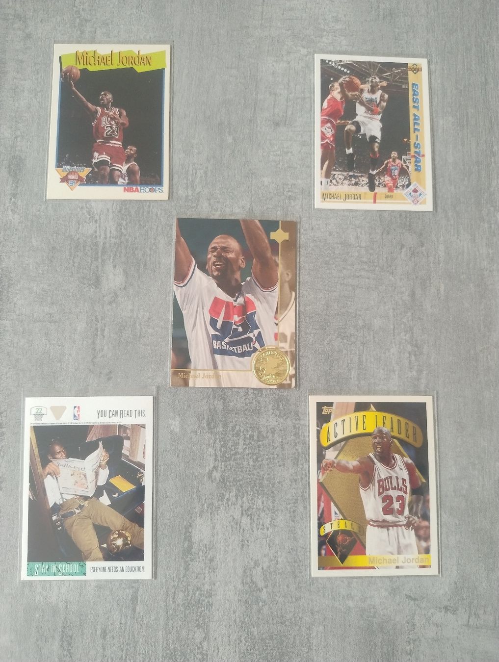 Nba Cartes à collectionner: Lot 5 - NBA Michael Jordan 5 cards  – Neuf (Voir description) à Martigny par julionix