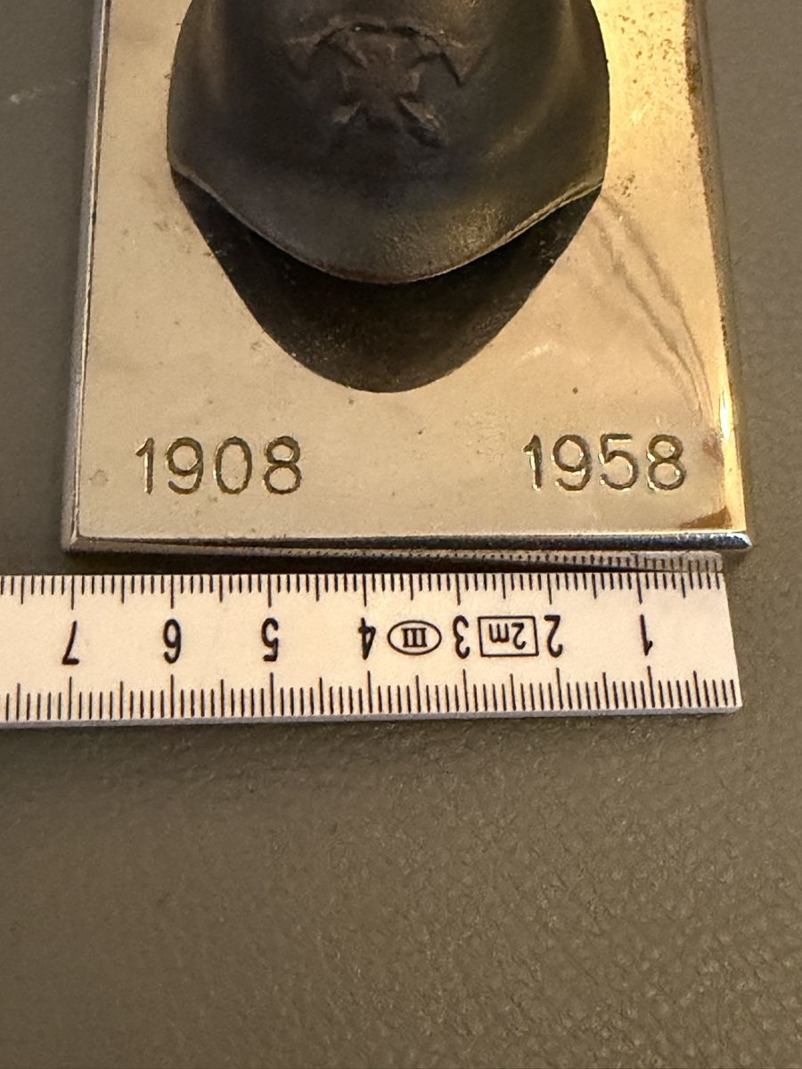 Placchette & Badge: Solothurn Feuerwehr 1908 - 1958 Helm Briefbeschwerer – Usato da Deitingen venduto da Himhip 5