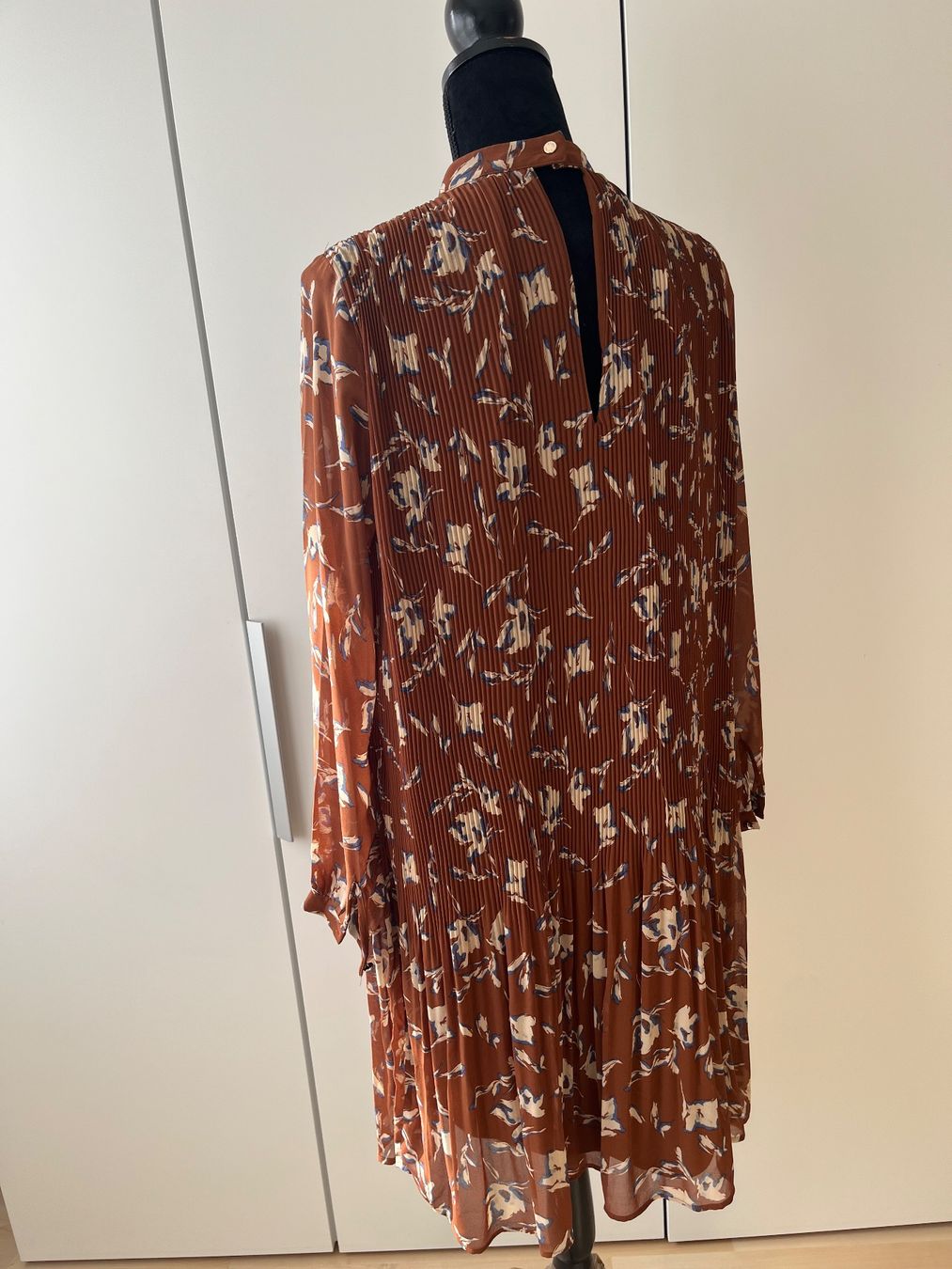 Kleider: Kleid ESPRIT | NEU – Neu (gemäss Beschreibung) aus Jona von tissot8645 1