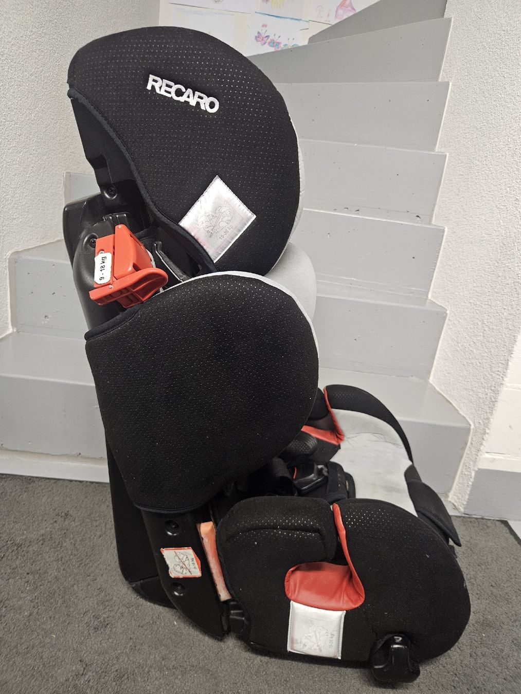 Recaro Auto-Kindersitze: Recaro Kindersitz – Gebraucht aus Attikon von is-f 3