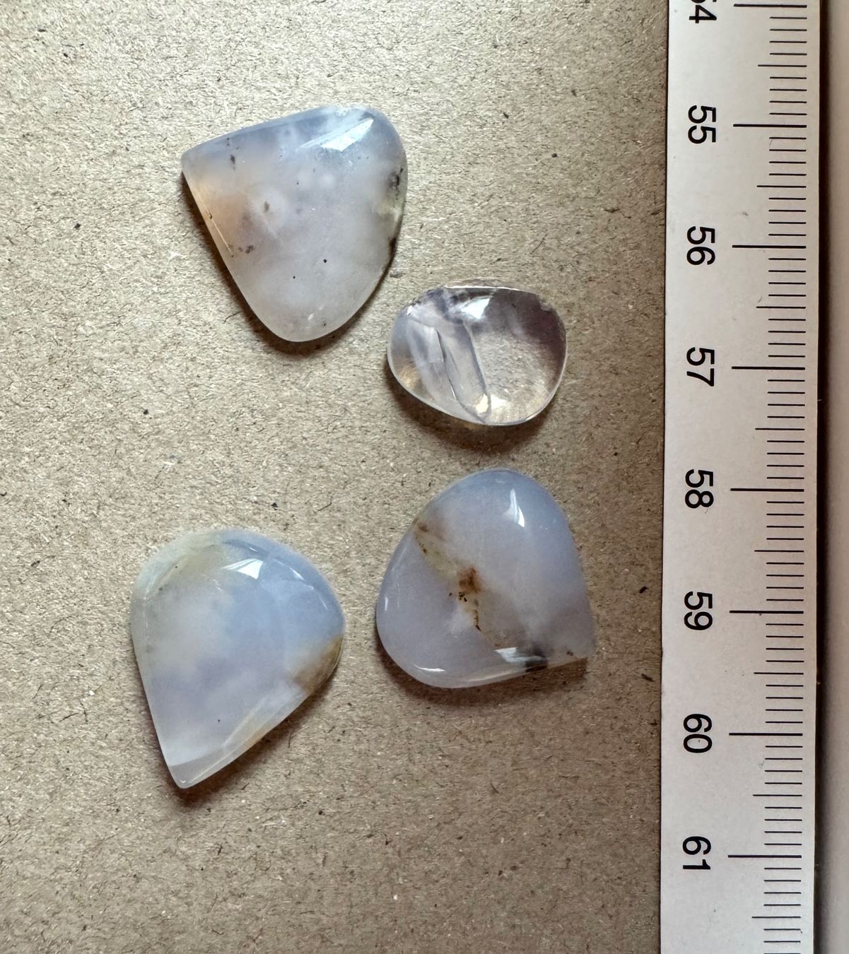 Pietre preziose: Calzedon.  Cabochons  top Sammlung.  wunder  schön poliert – Nuovo e nell'imballaggio originale da Leuggern venduto da gemshow 6
