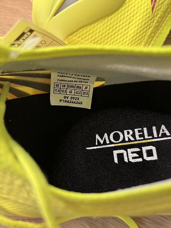 Scarpe da uomo: Mizuno Morelia Elite FG 45 – Usato da Kappel SO venduto da Bluecell 2