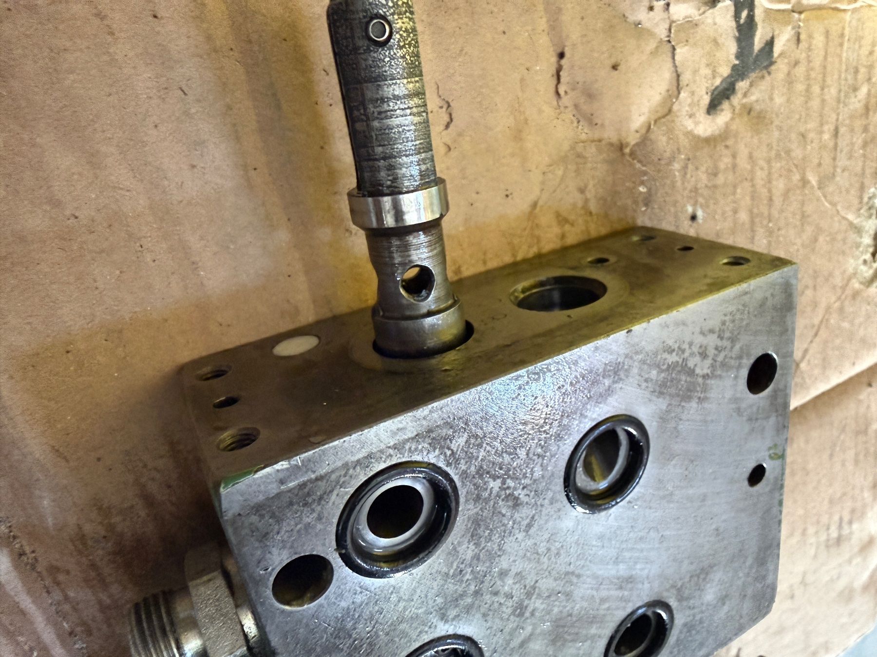 Altro per industria metallurgica: Bosch SB7 Hydrauliksteuergerät – Difettoso da Henggart venduto da FurrerElectronics 2