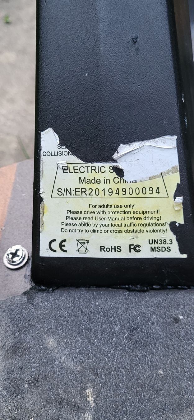 Scooters: Elektroroller HISPEED, schwarz, gute Zustand.  – Gebraucht aus Horgen von eas_kv8p 4
