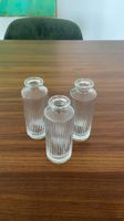 3 Glasvasen geriffelt klein