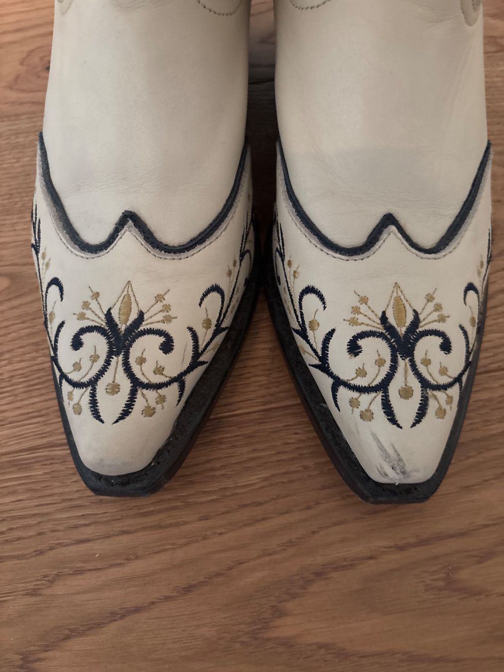 Damenschuhe: Damen Cowboystiefel Gr. 9M – Gebraucht aus Sissach von dancing01 5