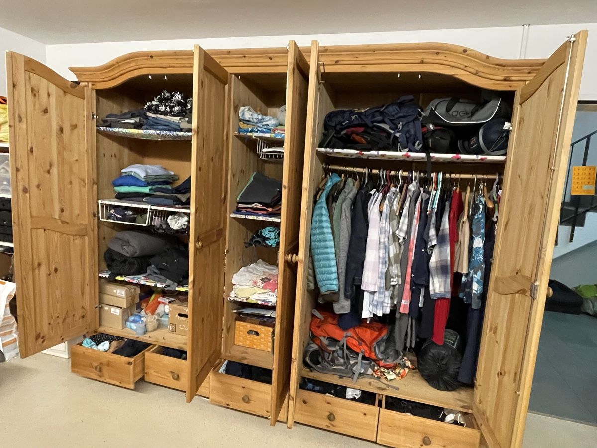 Armadi: Kleiderschrank Holz – Usato da Schalchen venduto da evy_7wrt 3