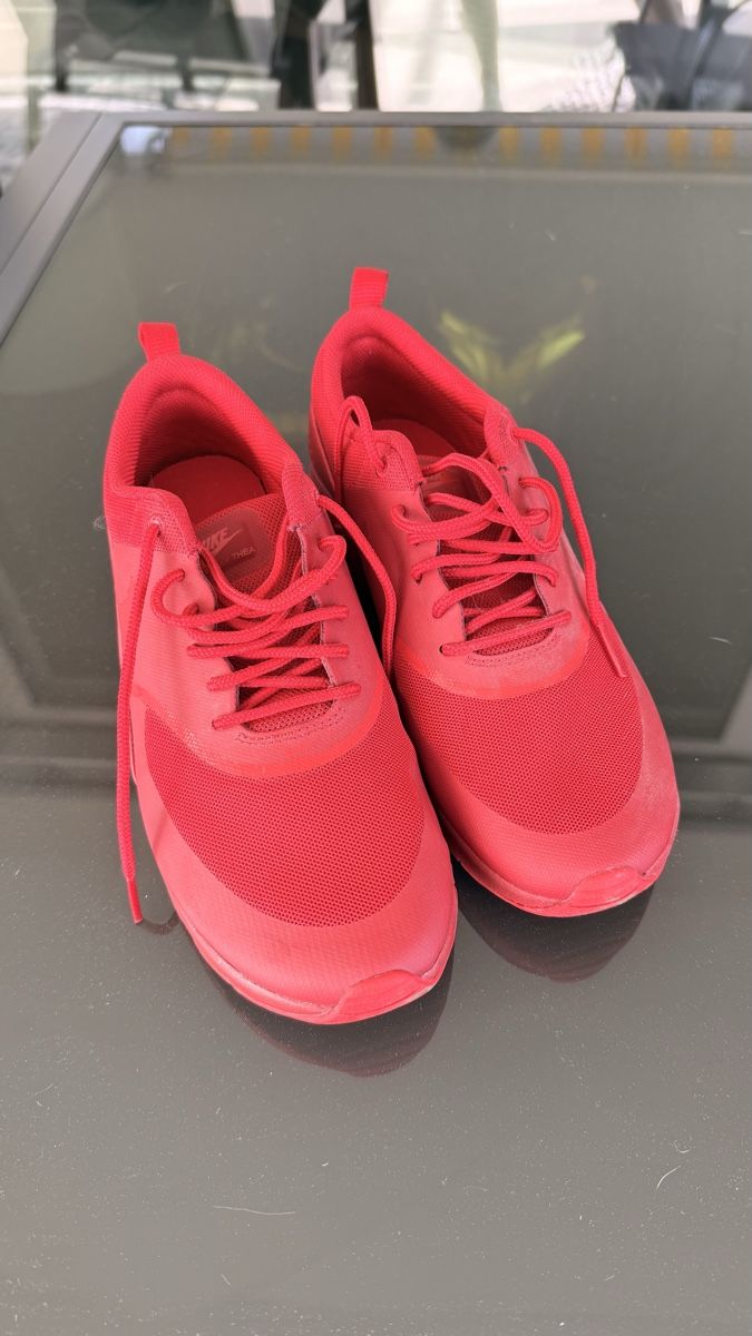 Nike Scarpe da donna: Nike Air Max Thea, rouge, taille 39 – Usato da Biel/Bienne venduto da Cefamily