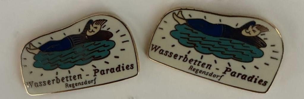 Placchette & Badge: 2 Pins "Wasserbetten-Paradies" 1994 - neu – Usato da Winterthur venduto da Green-Future 1