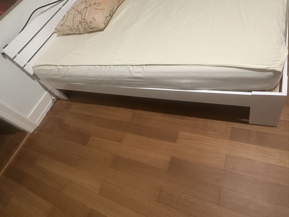 Letti: Bett – Nuovo (secondo la descrizione) da Lenzburg venduto da PriskaLui 1