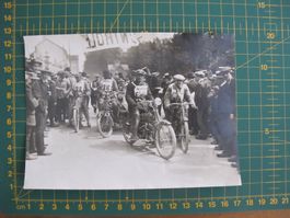 Photo de l'équipe de course Motosacoche à Lausanne