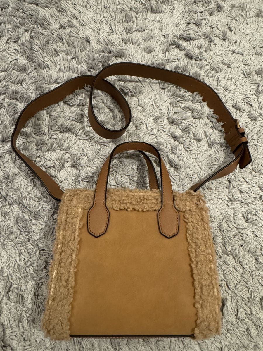 Guess Taschen für Damen: Guess Silvana sac – Gebraucht aus Gland von cam_5z9v 6