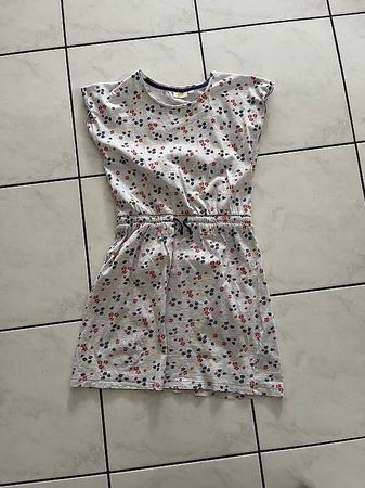 Ärmelloses Kleid 146/152