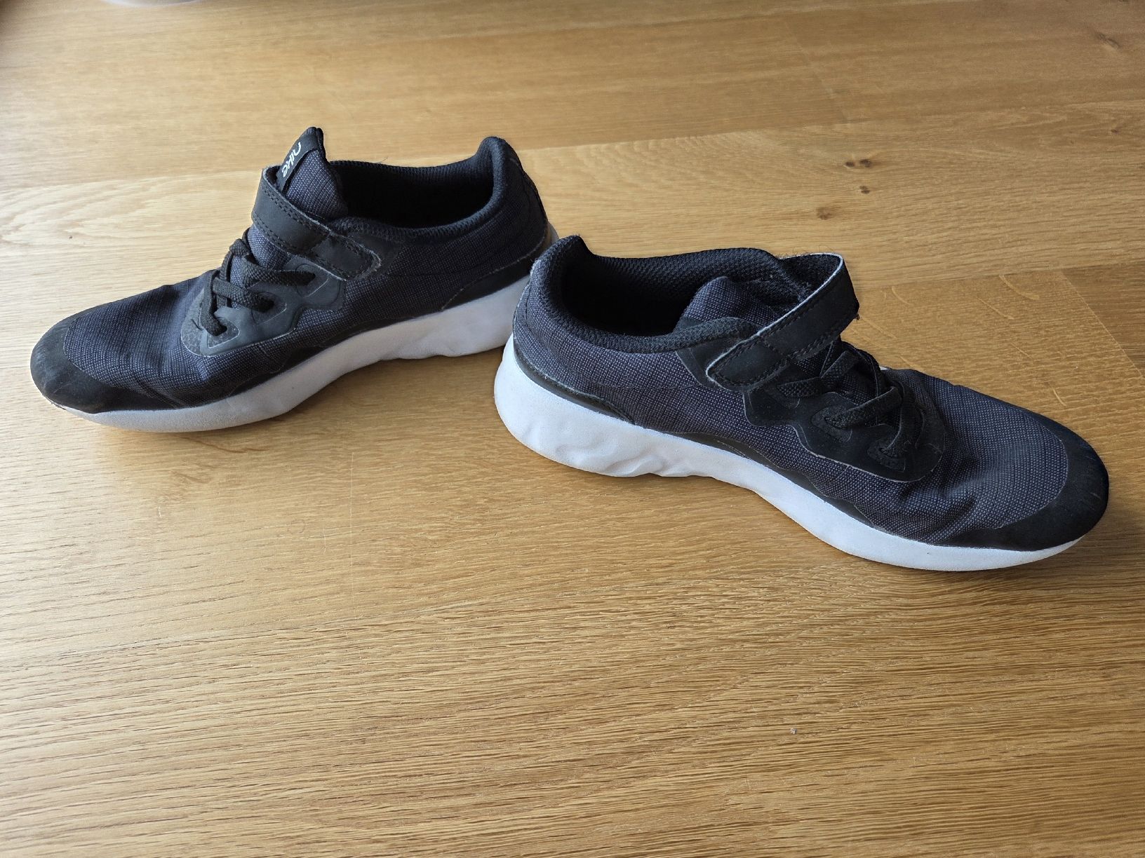 Nike Scarpe per ragazzi: Nike Kinder Turnschuhe, Grösse 34 – Usato da Villars-sur-Glâne venduto da richardette 2