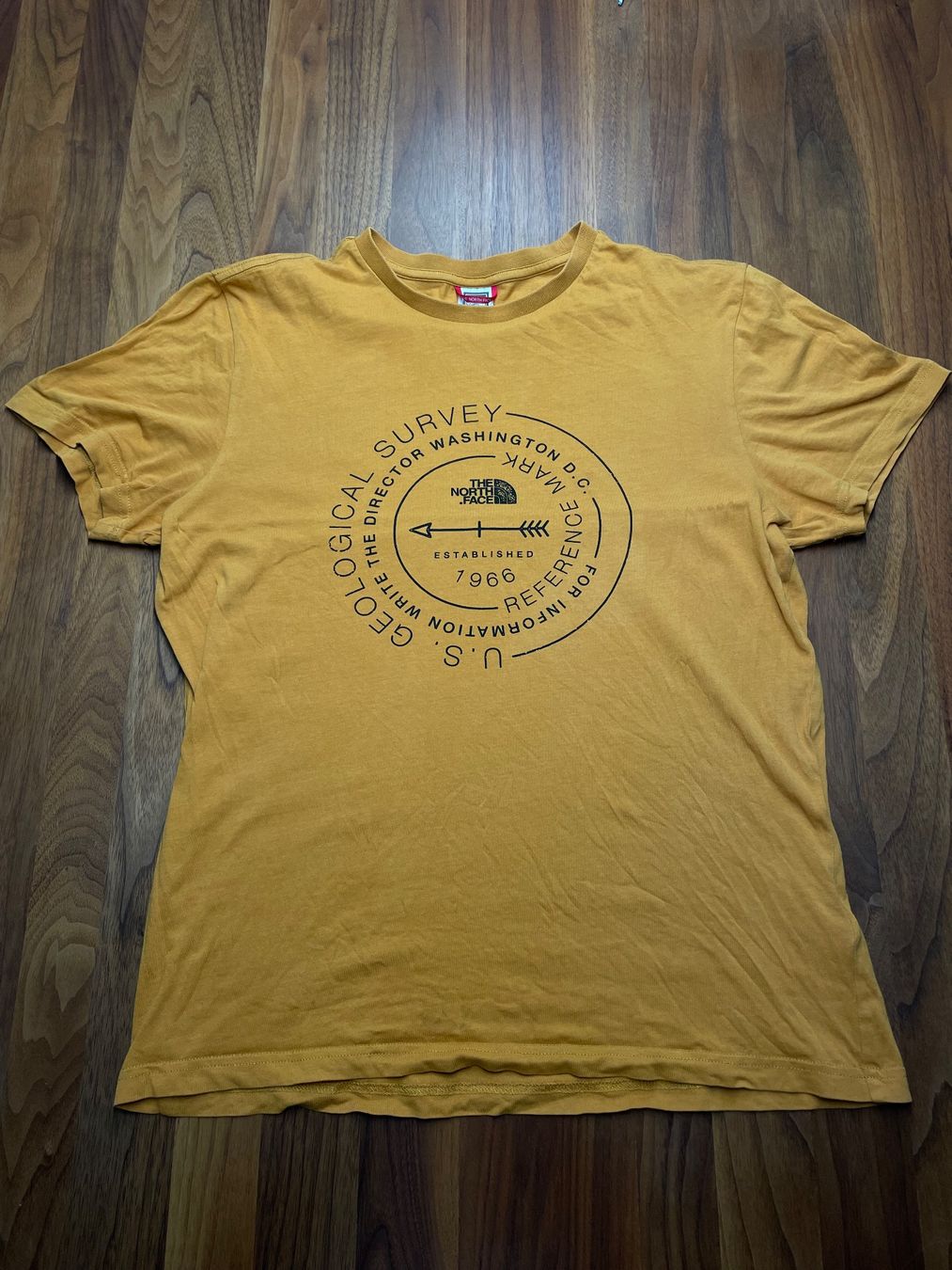 T-shirt: The North Face T-Shirt – Usato da Rudolfstetten venduto da Rob24