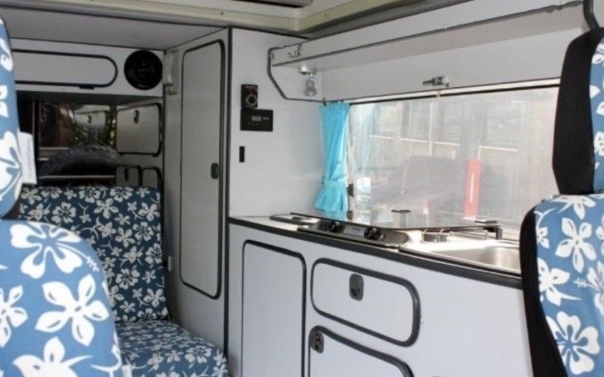 Mercedes-Benz Camping Fahrzeuge: Camper Bus – Gebraucht aus Biel/Bienne von sami0908 2