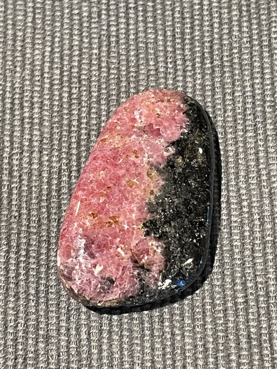 Mineralien & Heilsteine: Rhodonit Heilstein – Neu (gemäss Beschreibung) aus Rümlang von euqinom16 1