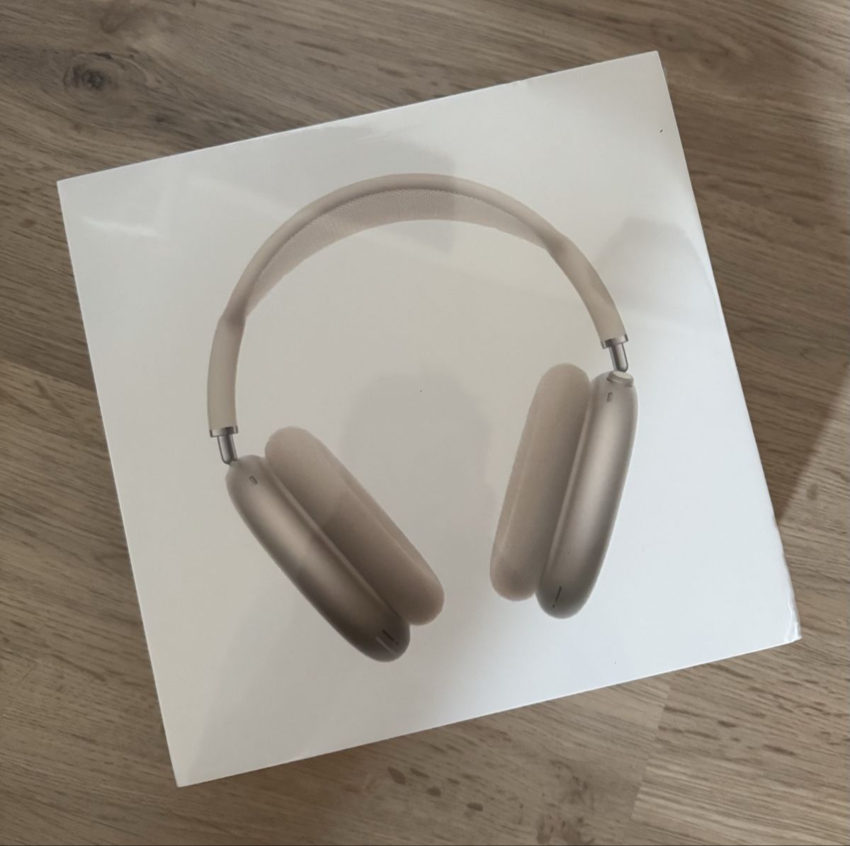 Apple Kopfhörer: AirPods Max | USB-C | Starlight | Neu & Originalverpackt – Neu und originalverpackt aus Niederbüren von rubenpeterbuchli