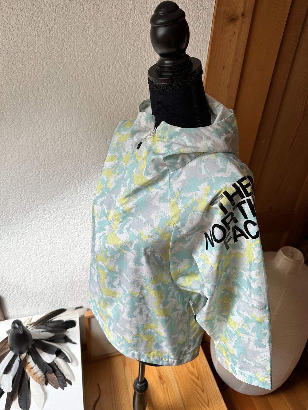 North Face Giacche: The North Face Windshield Windbreaker M – Usato da Gümmenen venduto da FelizitasHermann 6