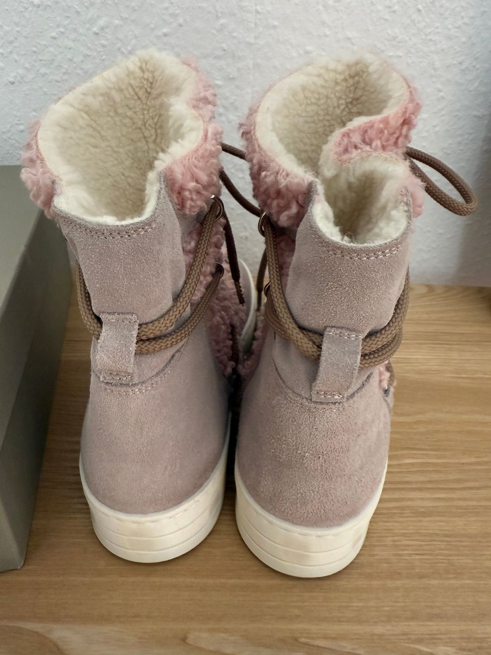 Scarpe da donna: Neu Winterstiefel Gr. 41 von Mèlinè – Nuovo e nell'imballaggio originale da Kirchdorf AG venduto da coco123 2