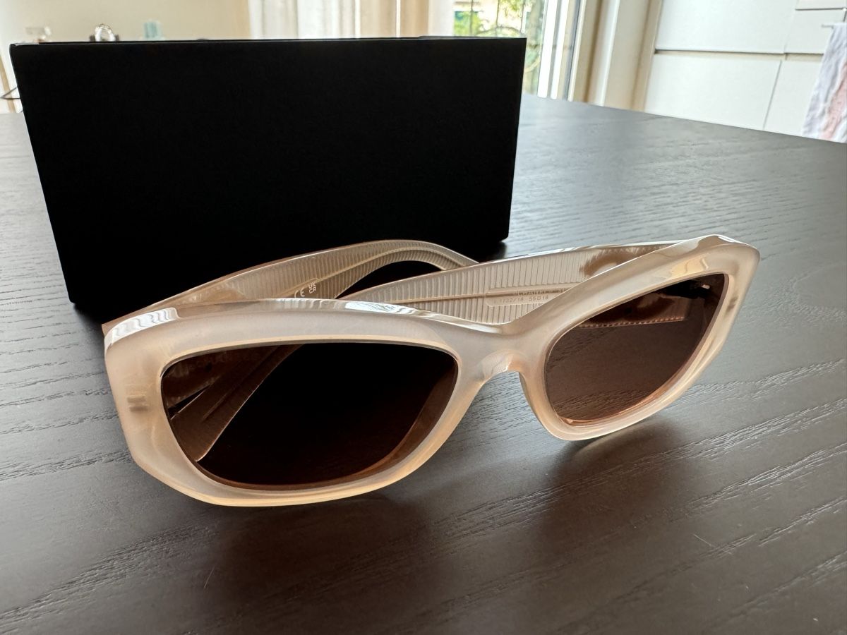 Chanel Occhiali & Lenti: Chanel sunglasses – Nuovo e nell'imballaggio originale da Zürich venduto da luisa_runge 1