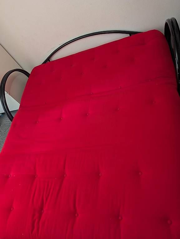 Sofas: Schlafcouch  – D'occasion à Opfikon par davsti 2