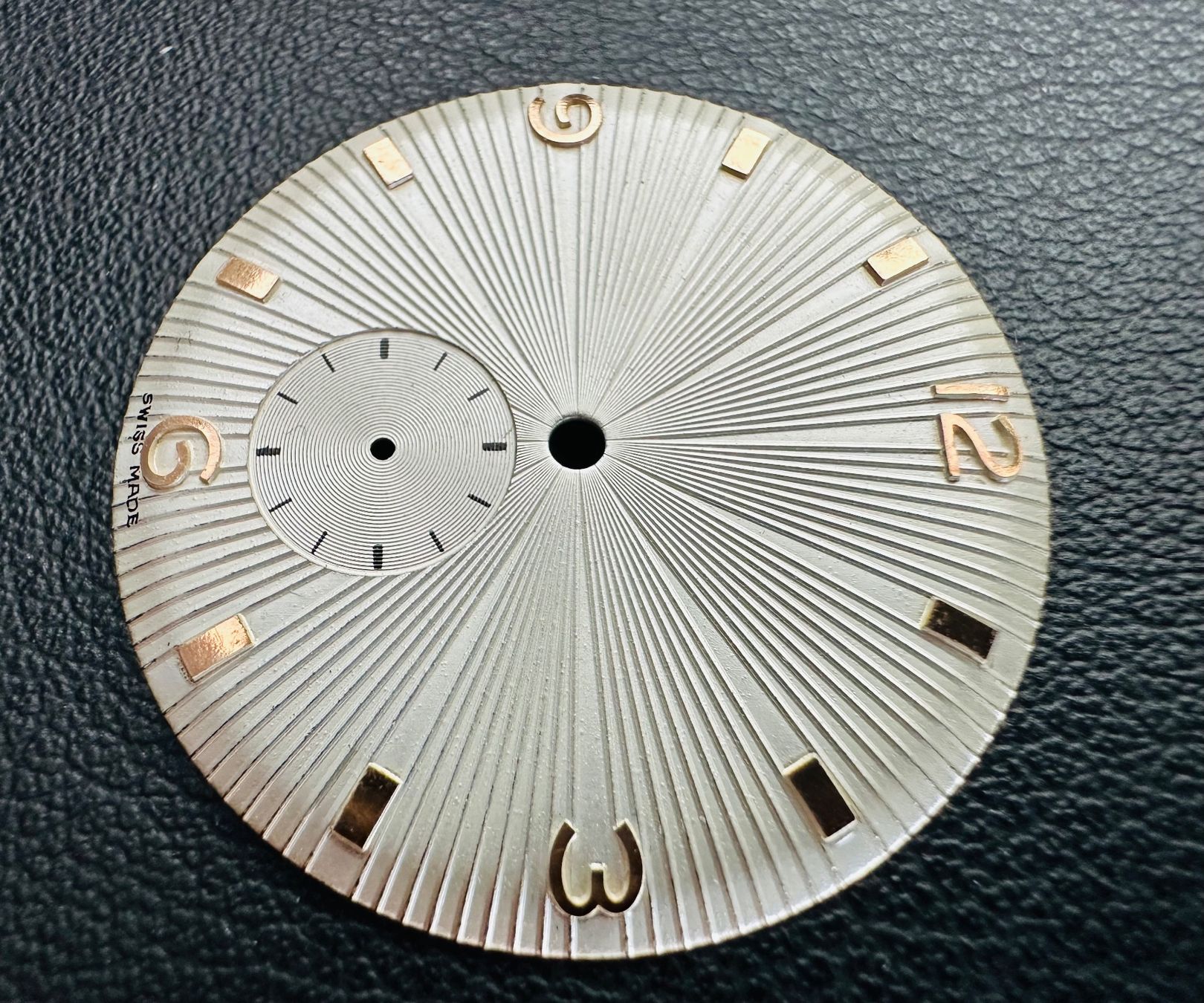 Swiss Uhren: CADRAN 34 mm – Gebraucht aus Conthey von advisia 1