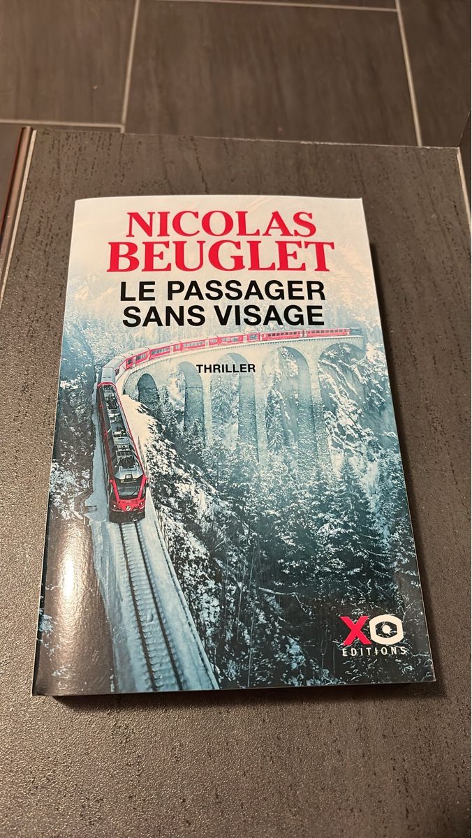 Libri: Thriller: Le passager sans visage – Usato da Les Bois venduto da warner10504