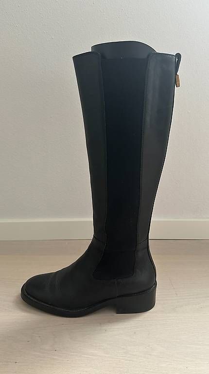 Damenschuhe: MASSIMO DUTTI Riding boots EU 38 – Gebraucht aus Tesserete von chiaaram 1