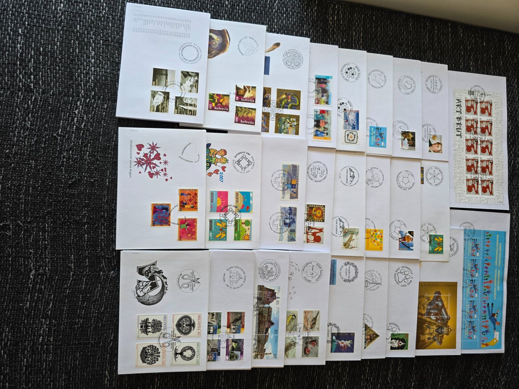 Tutti i francobolli: Briefumschläge mit Schweizer Marken 614 FDC – Nuovo (secondo la descrizione) da Niederurnen venduto da Jens6 7