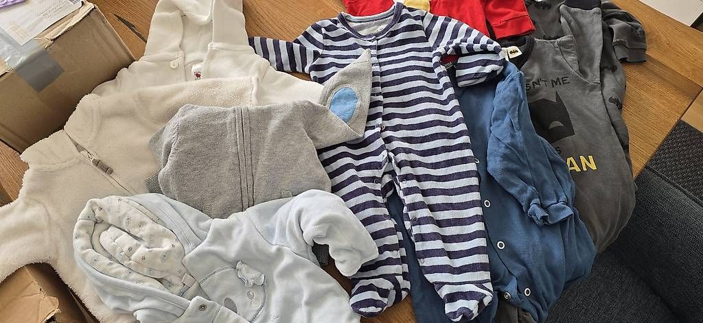 Lotti & Set di vestiti: Kleiderpaket Jungs Grösse 62 – Usato da Boll venduto da BernerIn_89 2