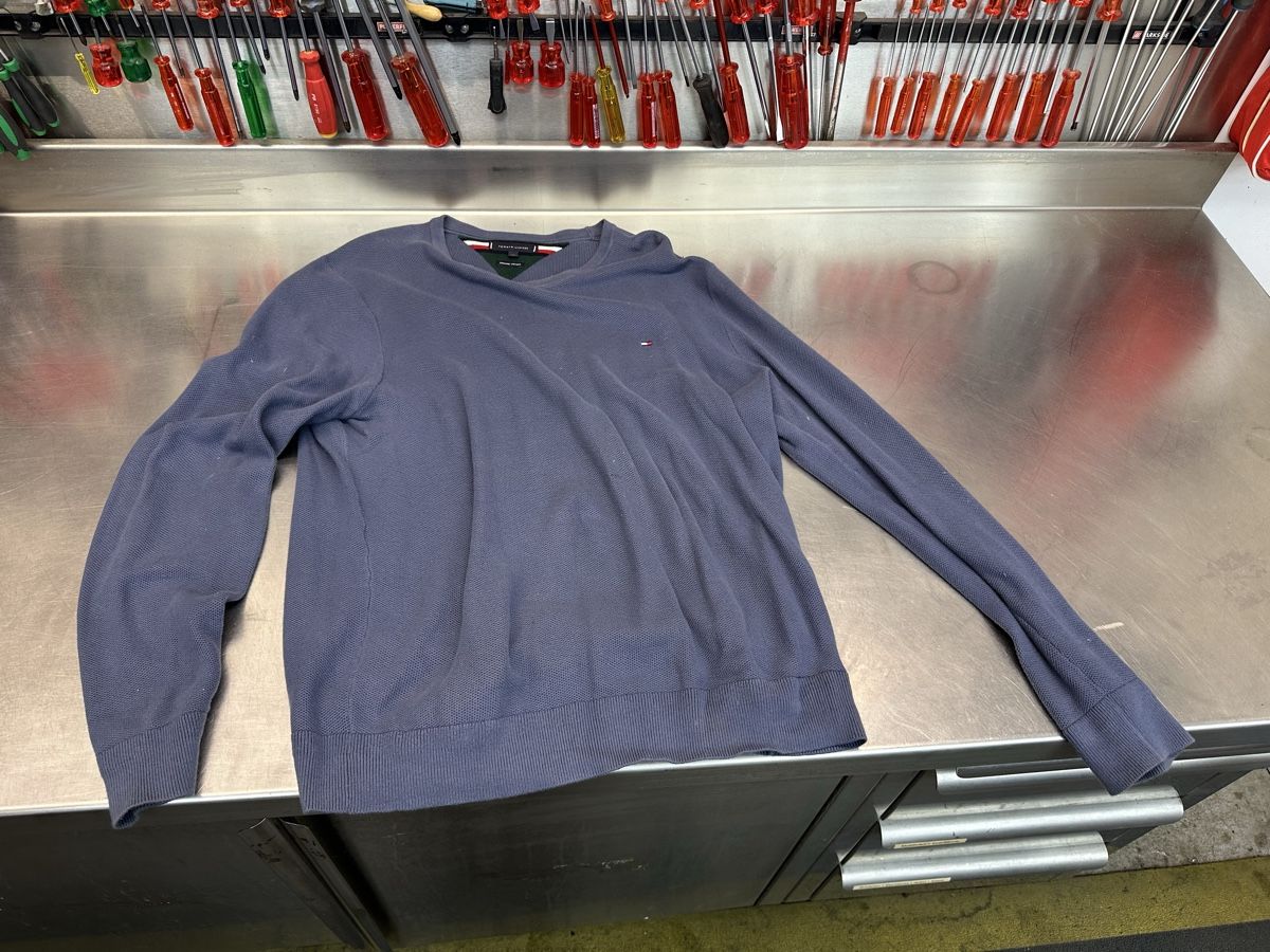 Tommy Hilfiger Pullover & Sweatshirts: Pullover Tommy Hilfiger  – Gebraucht aus Schwende von weesli