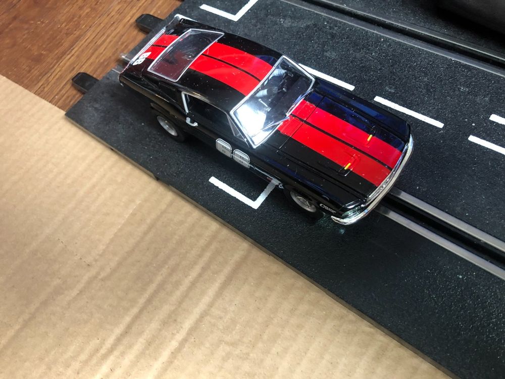 Carrera FORD Mustang GTY n°51 digitale - Circuits de Legende