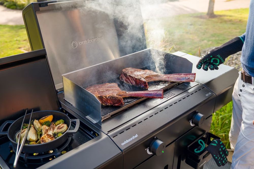 Outdoorchef Griglie: Plancha Outdoorchef neuf (plancha en fonte inclus) + housse – Nuovo e nell'imballaggio originale da Morges venduto da eri_q6hd 4