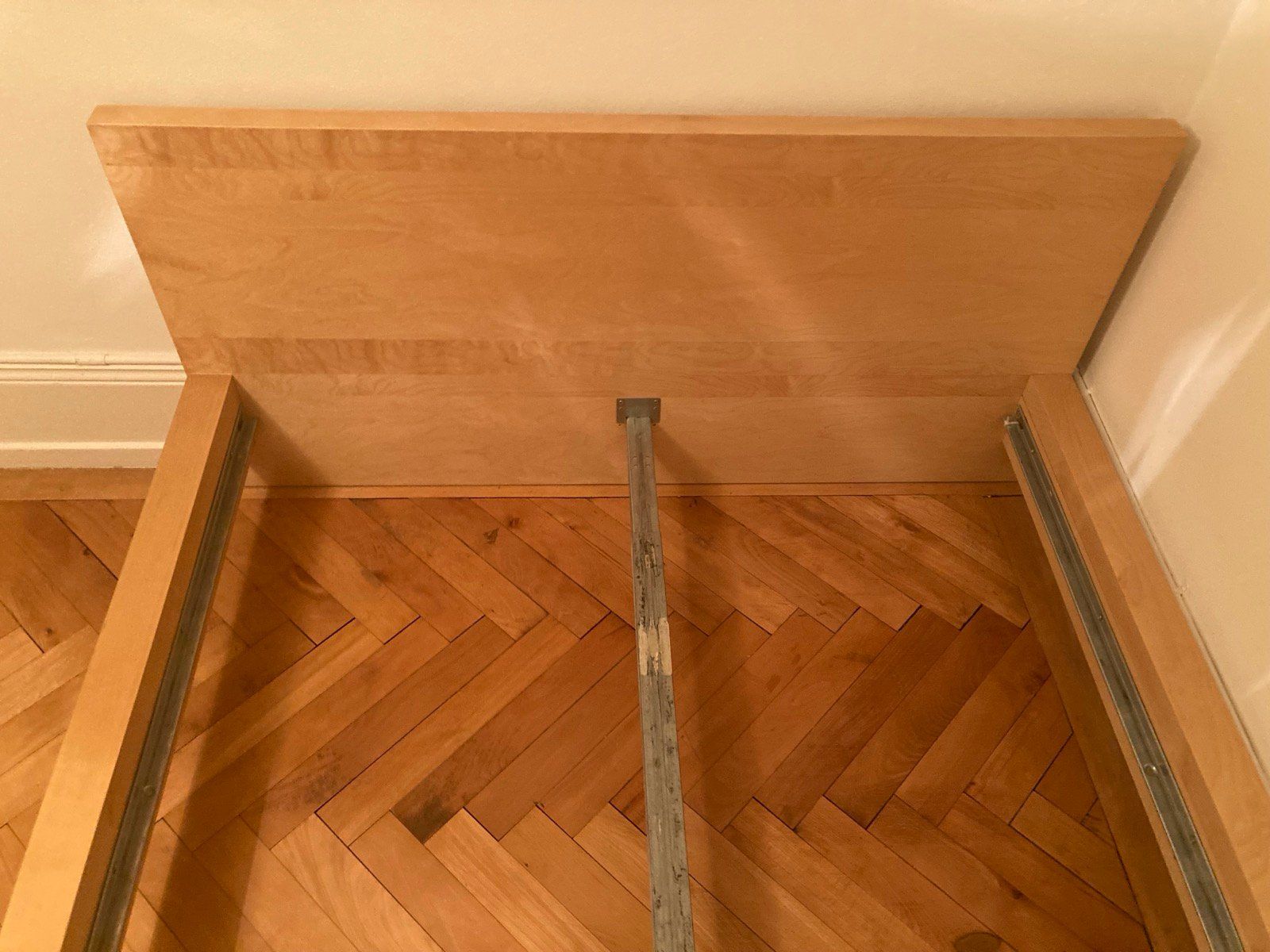 Ikea Letti: Bett Ikea Malm 140x200 – Usato da Biel/Bienne venduto da SEBA015 1
